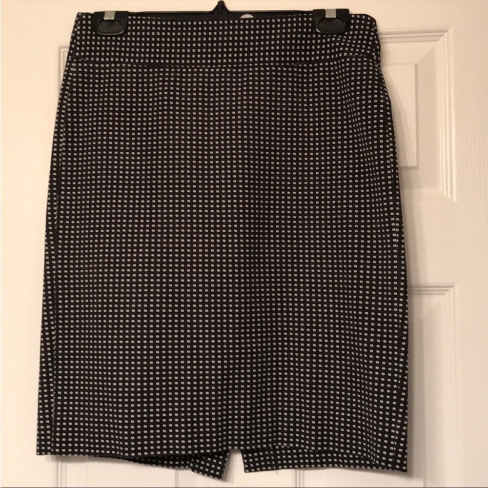 🥰 ✨5 for $20✨ Banana Republic pencil skirt